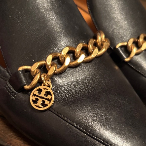 Tory Burch Black Leather Loafers with Gold Chain - Picture 8 of 15